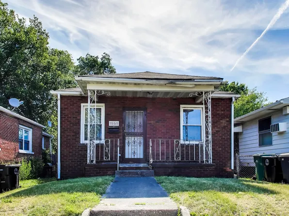 1555 Ellsworth St, Gary, IN 46404