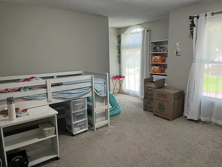 Room2
