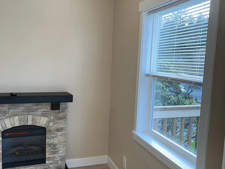 4805 Glenwood Ave — Photo 6