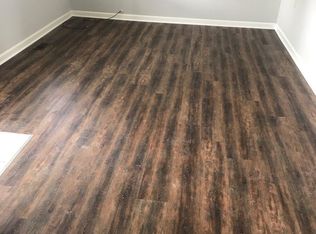 328 College St, Madison, OH