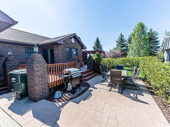 5th image of 5625 Maplegrove Ave