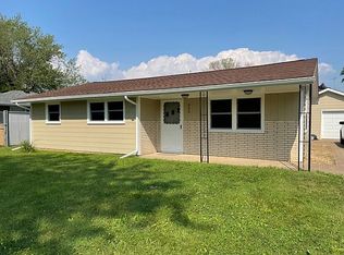 625 13th Ave, Hampton, IL 61256