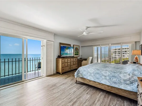 3399 Gulf Shore BLVD N #611, NAPLES, FL 34103