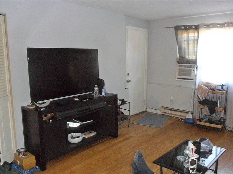 16C Mayberry Dr #2 — Photo 3