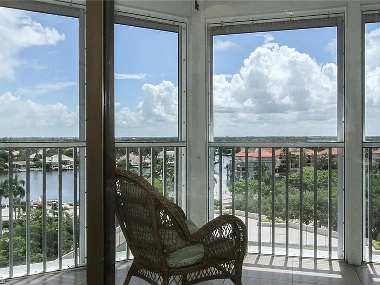4401 Gulf Shore Blvd N #E-908 — Photo 11