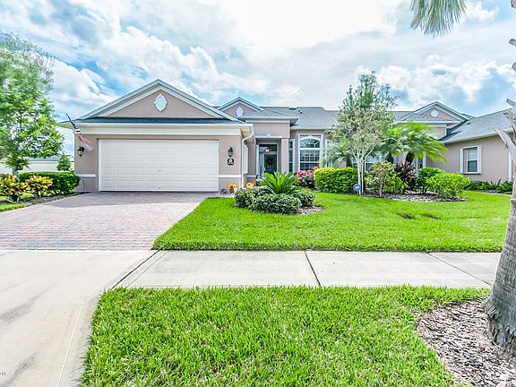 2nd image of 3732 Carambola Cir
