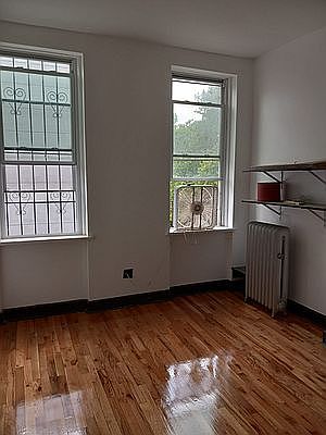 5th image of 1094 Bedford Ave #3