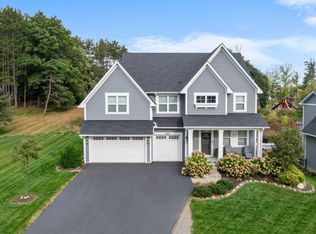 7084 61st St S, Cottage Grove, MN 55016