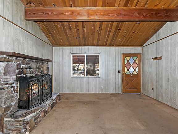 4th image of 328 W Sherwood Blvd