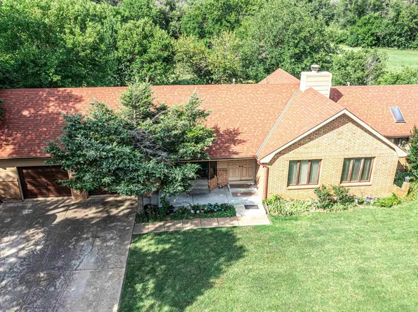 1300 W 63rd St S, Wichita, KS 67217