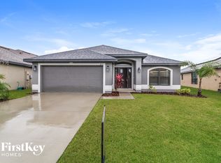 8935 52nd Ave E, Palmetto, FL 34221