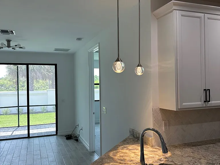 7502 Rockefeller Dr — Photo 5