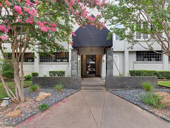 2nd image of 4104 N Hall St APT 102