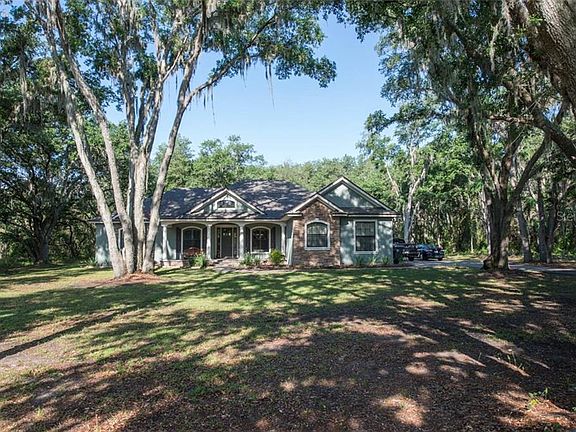 3rd image of 6917 Orianna Oaks Dr