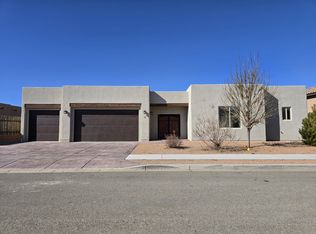 12 Pinon Doblado, Santa Fe, NM 87508