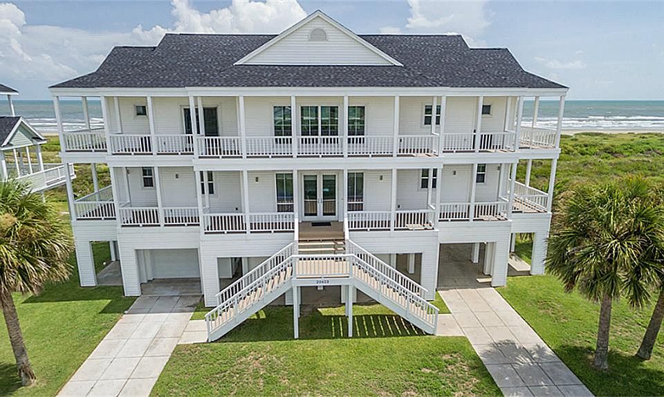 1st image of 20623 E Sandhill Dr