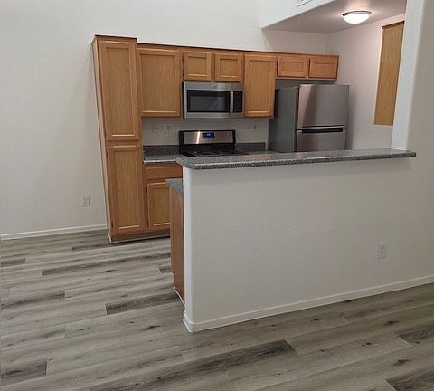 4th image of 4326 Summer Leaf St #0