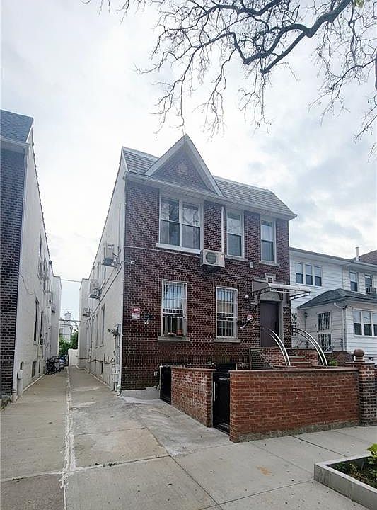 1st image of 1634 W 6th St
