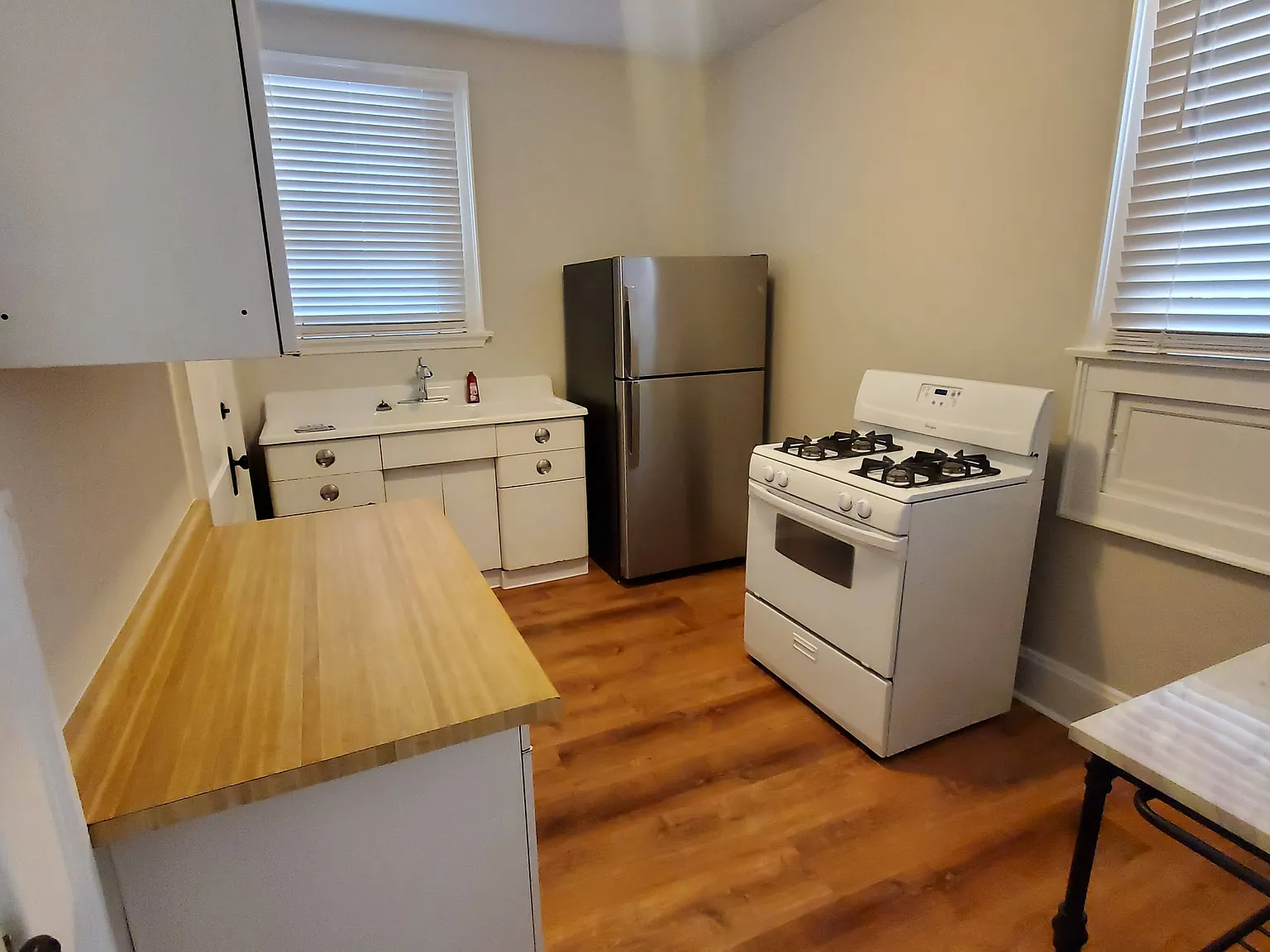 2 bed, 1232 sqft, $1,250 — Photo 4