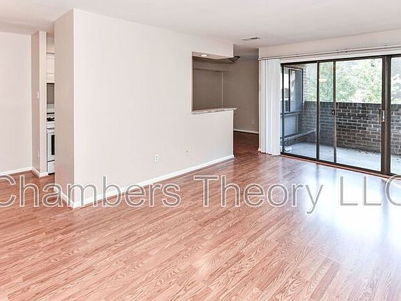 3rd image of 11244 Chestnut Grove Sq APT 356