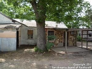 2nd image of 1514 San Jacinto St