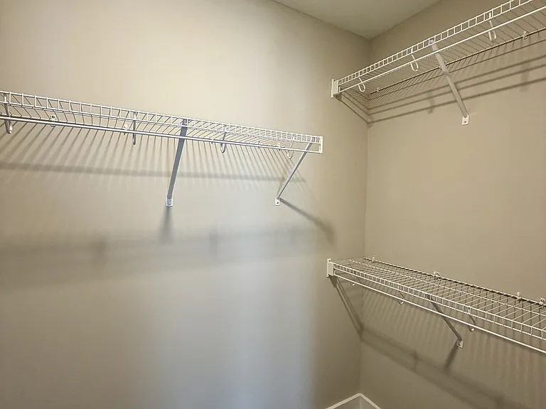 52 Cuddington Ln #1 — Photo 26
