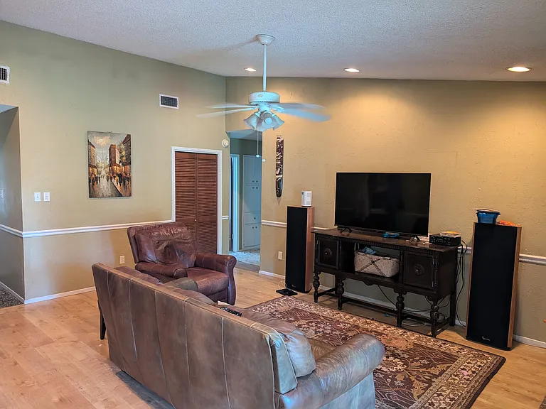 11416 Barrington Way — Photo 5