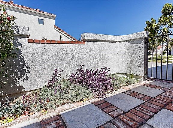 5th image of 25853 Parma Ct