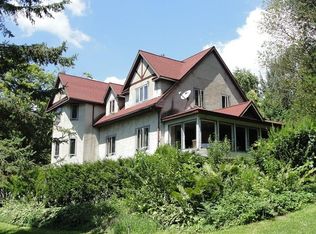 E10596 E Salem Ridge Rd, La Farge, WI 54639