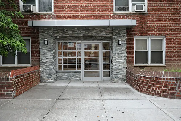 Rented by Sorelle Realty Group, LLC | media 16