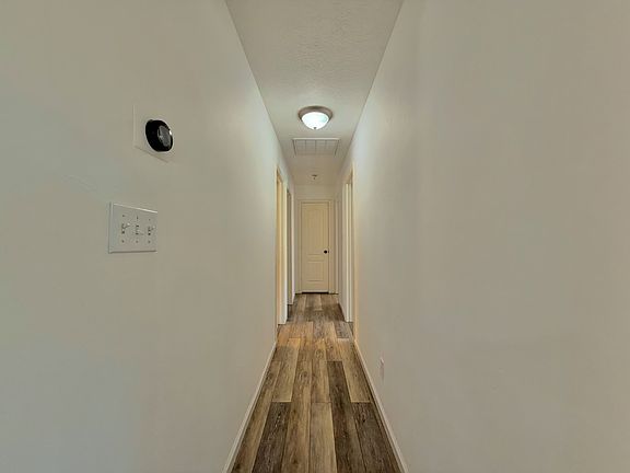 4th image of 806 Mirabel St
