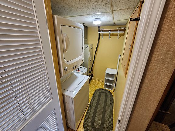 5th image of 10428 S Keating Ave