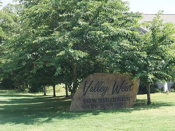 2nd image of 2805 W Valley West Ct