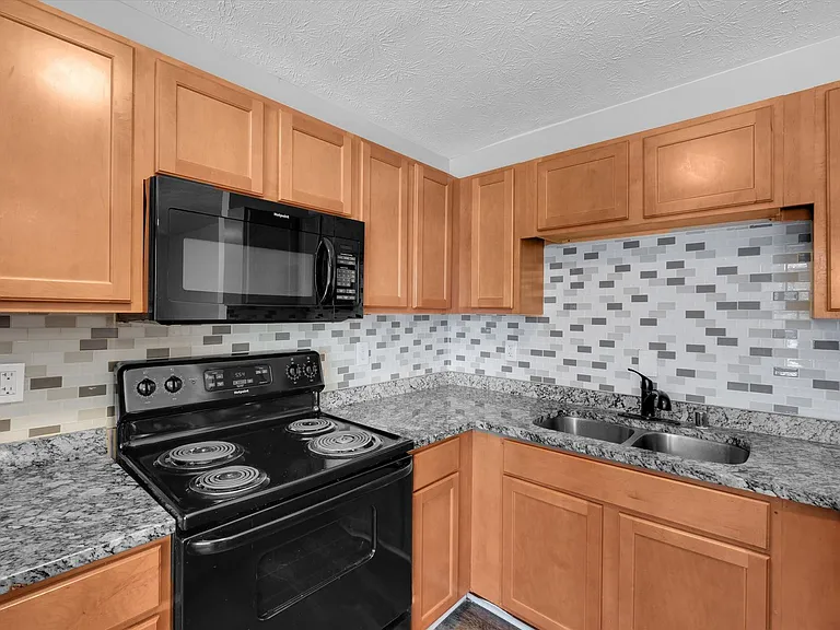 Jacobs Landing Apartments — Photo 15