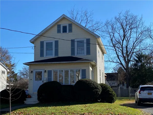 440 Kinsley St, Sherrill, NY 13461