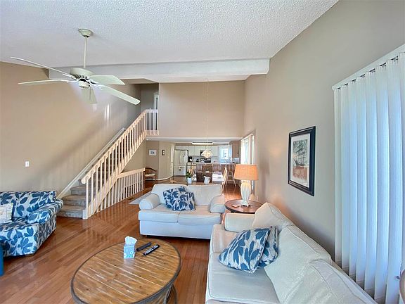 3rd image of 117 73rd St E #Sea