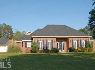 155 Summerville Dr, Brooks, GA 30205