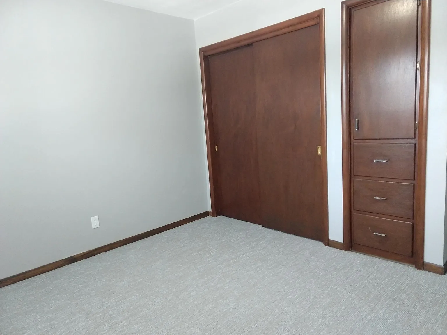 2 bed, 820 sqft, $970 — Photo 4