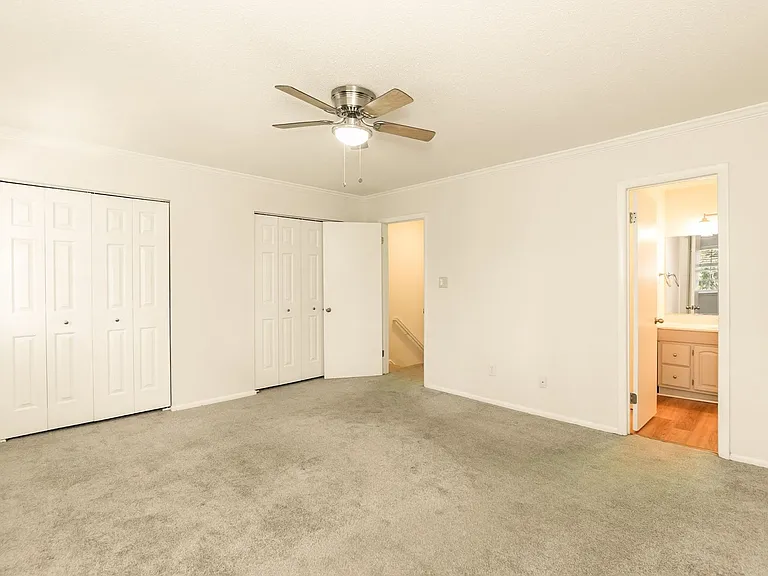 1209 Manassas Ct #C — Photo 20