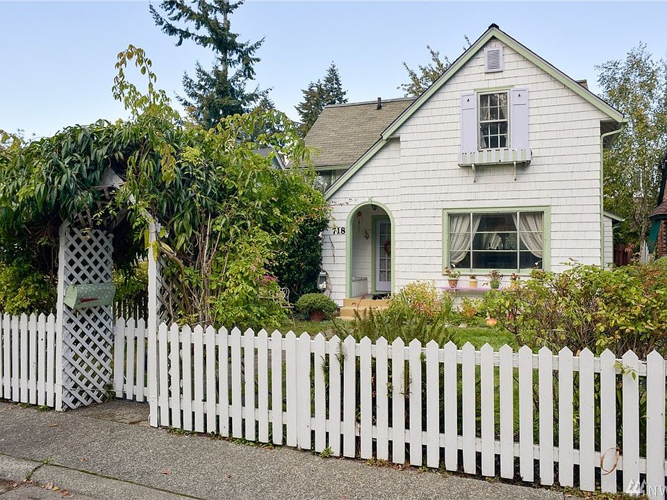 1st image of 718 Park Dr