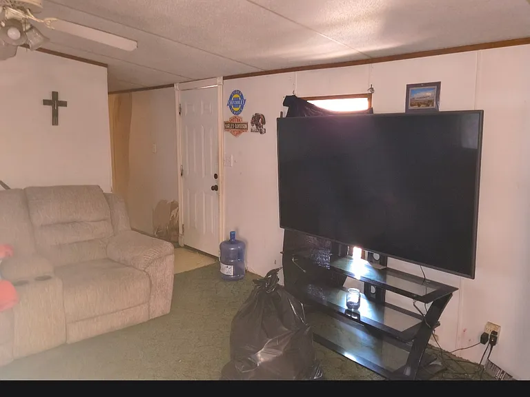 7600 W Military Dr — Photo 8