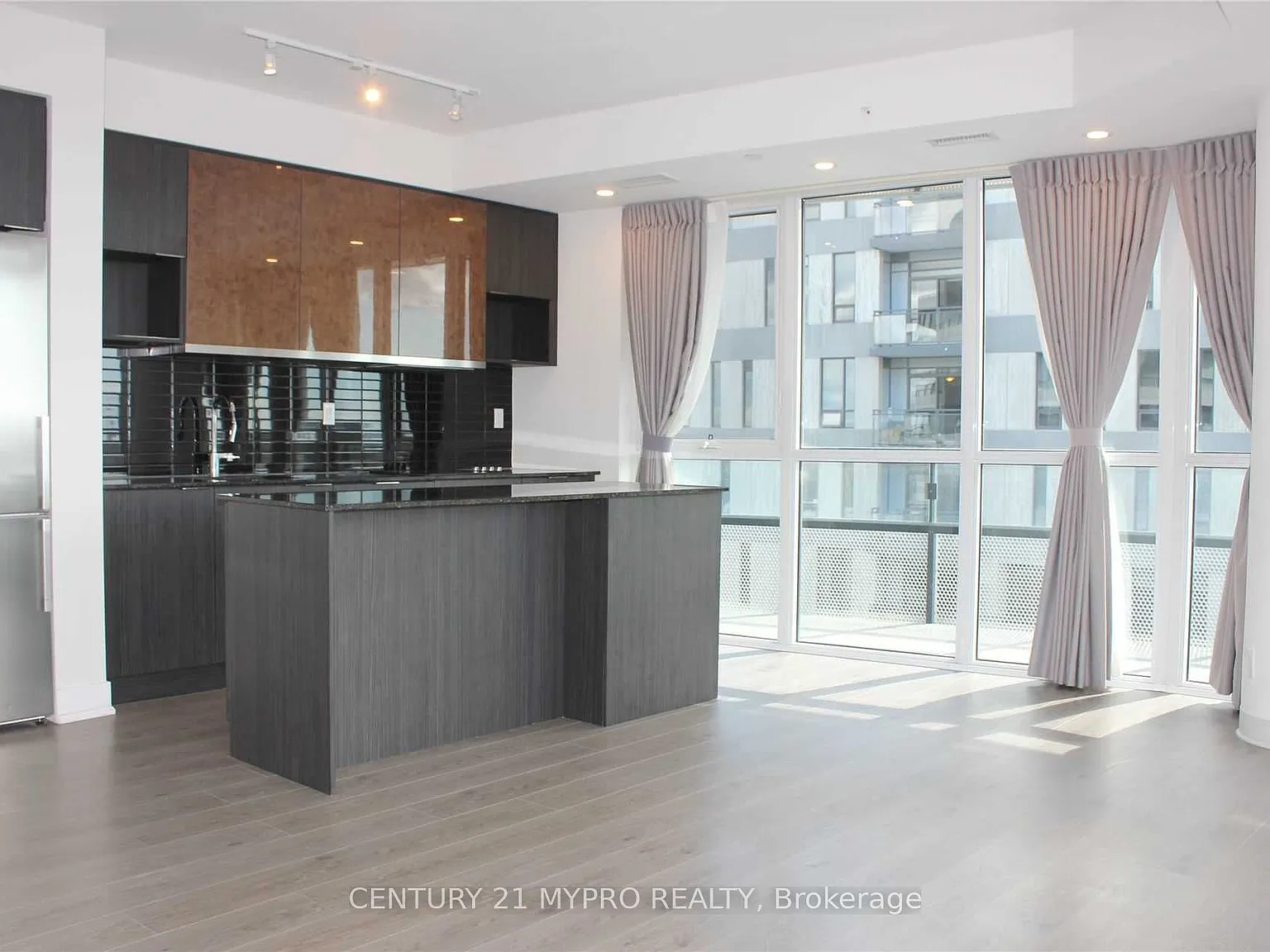 2 bed, $3,300 — Photo 3