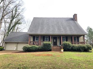 94 Ridgewood Dr, Columbus, MS 39705