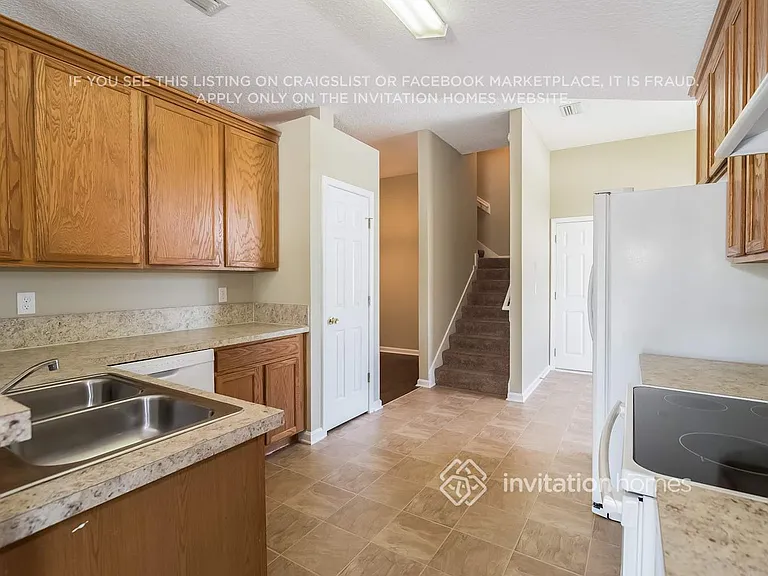 13742 Fish Eagle Dr W — Photo 10