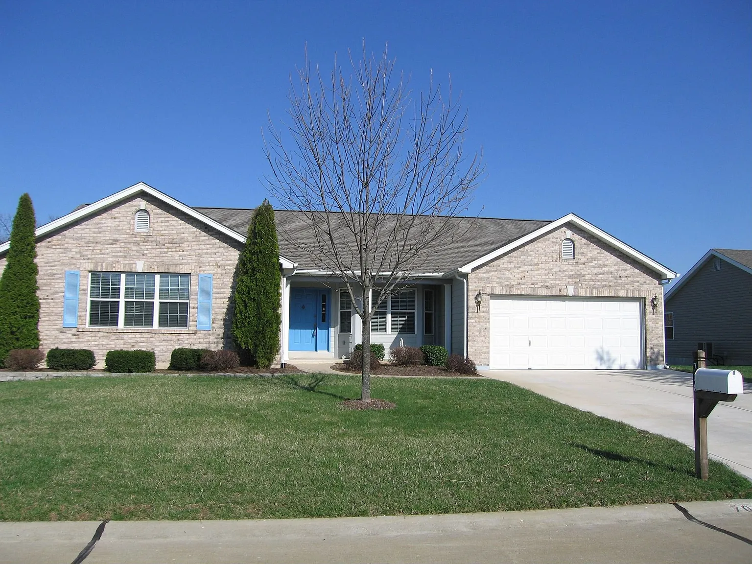 708 Jacobs Crossing Dr photo 1
