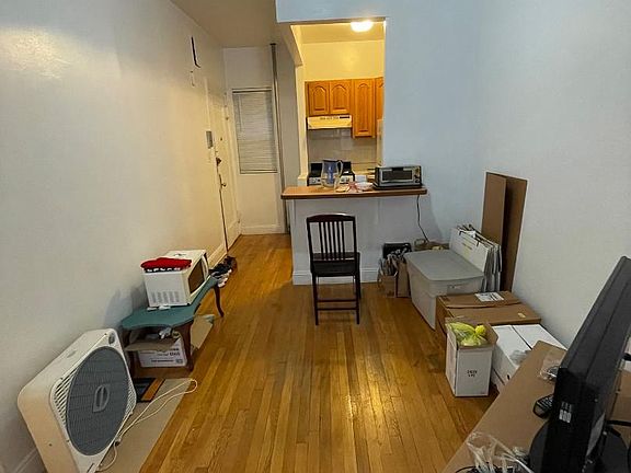 2nd image of 428 E 66th St #3B