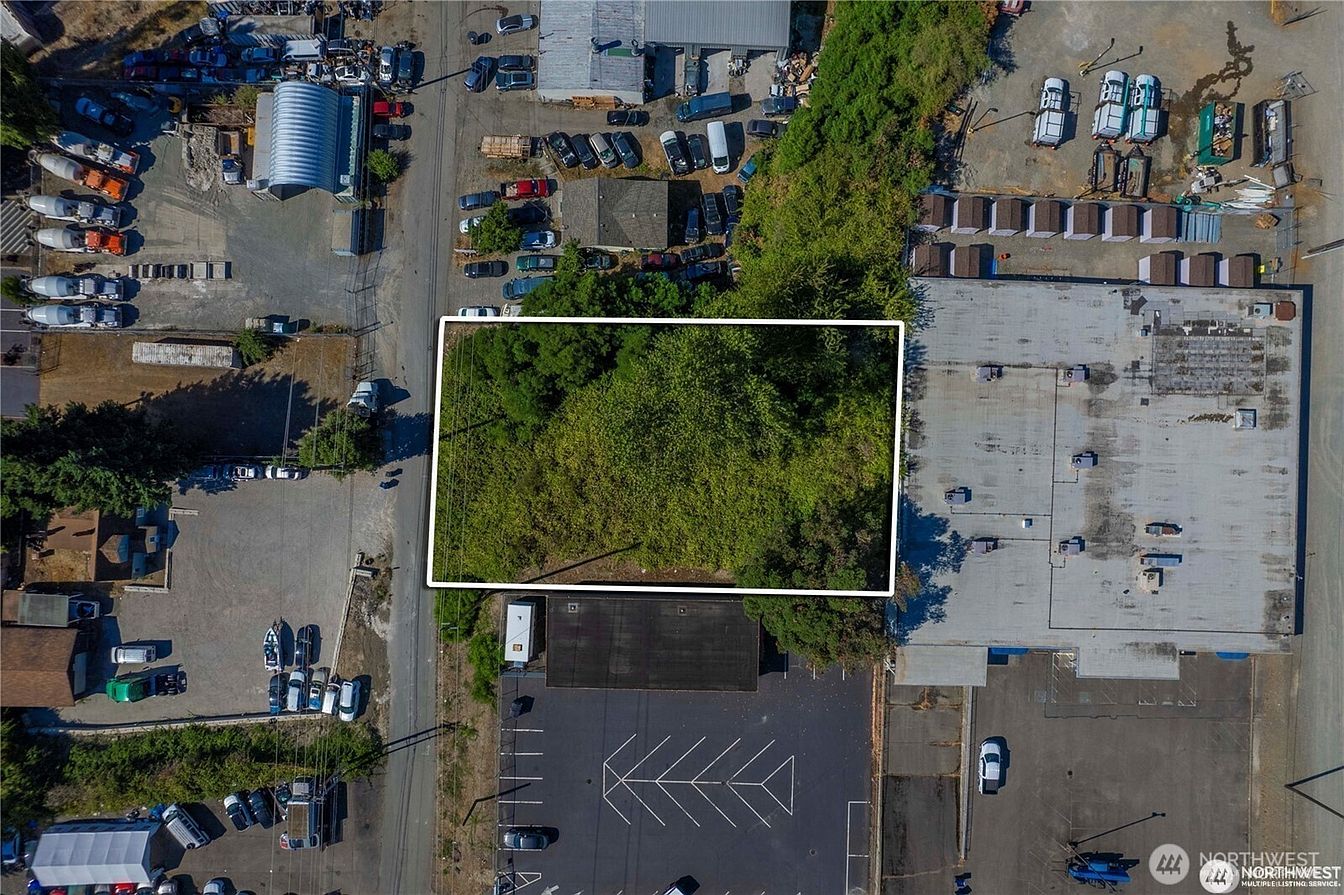 1st image of 3525 S Cedar Street