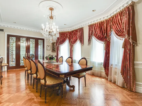 933 East 22nd Street image 6 of 22