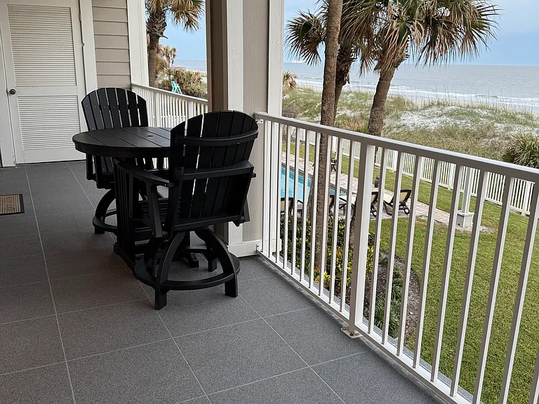 701 Beach Ave #203 — Photo 33