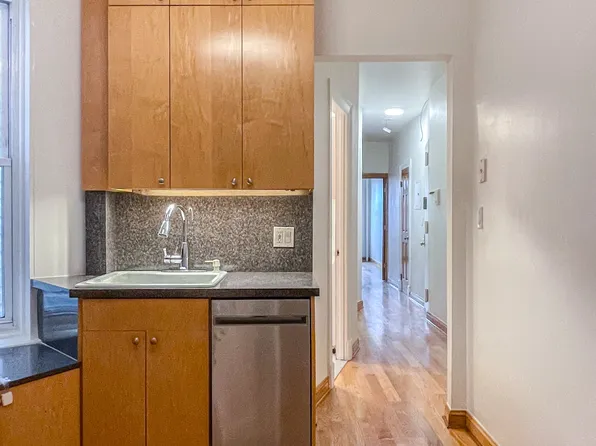 224 Pacific Street image 5 of 13